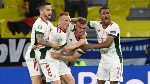 Tiền vệ Andras Schafer ăn mừng đầy cảm xúc sau khi nâng tỷ số lên 2-1 cho Hungary trong trận đấu với Đức 