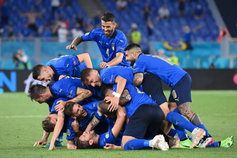 Mancini đang xây dựng một ĐT Italia đẹp mắt và hiệu quả