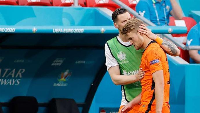 De Ligt nói gì sau chiếc thẻ đỏ khiến Hà Lan dừng bước tại EURO 2020?