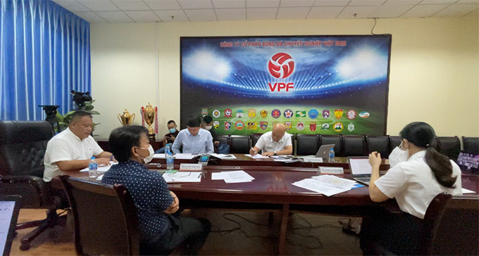 VPF họp trực tuyến với đại diện 14 CLB V.League 