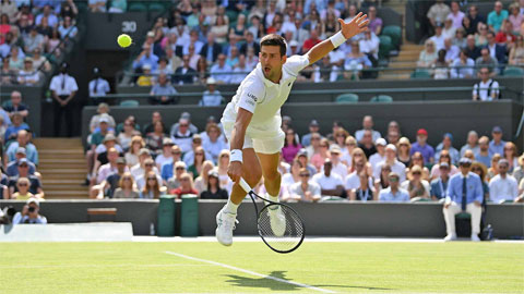 Djokovic vào vòng bốn Wimbledon cùng kỷ lục mới