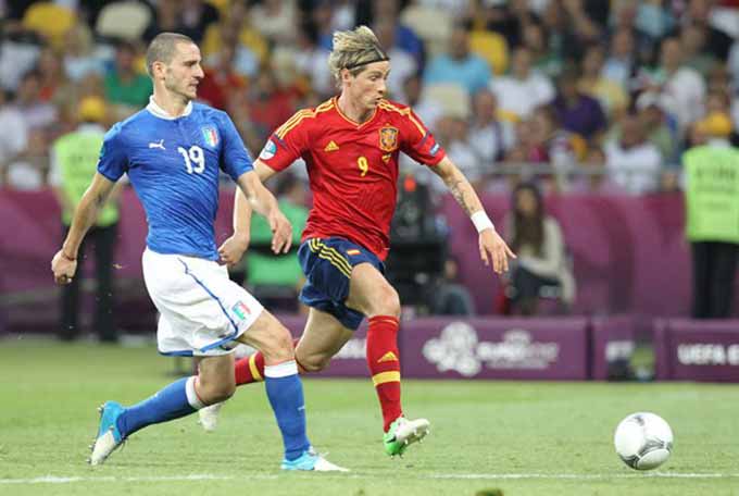 Tây Ban Nha hủy diệt Italia ở chung kết EURO 2012