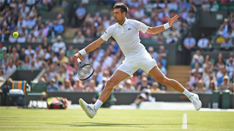 Djokovic, Federer cùng ra sân ở vòng bốn Wimbledon 2021