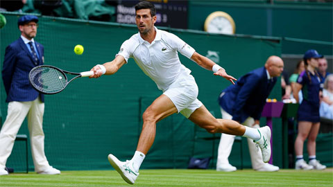 Djokovic thắng trận sân cỏ thứ 100, vào bán kết Wimbledon 2021