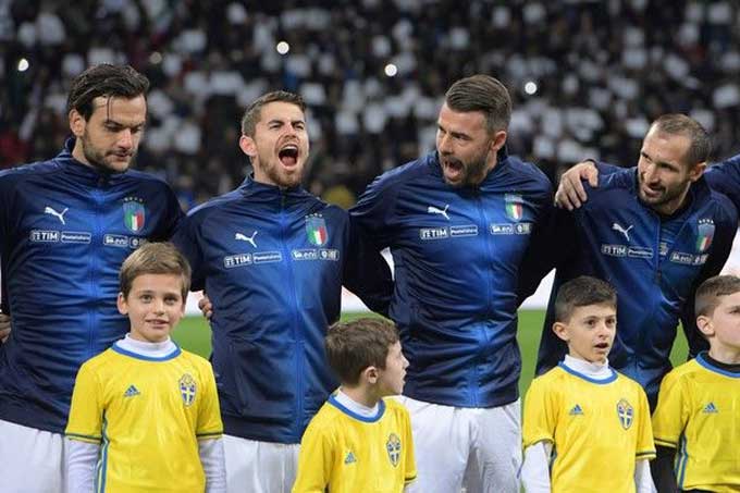 Jorginho lựa chọn khoác áo ĐT Italia và luôn hết mình khi khoác lên mình màu áo Thiên thanh