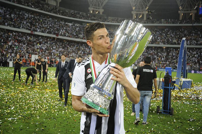 Ronaldo đã không thể giúp Juventus bảo vệ thành công chức vô địch Serie A ở mùa 2020/21