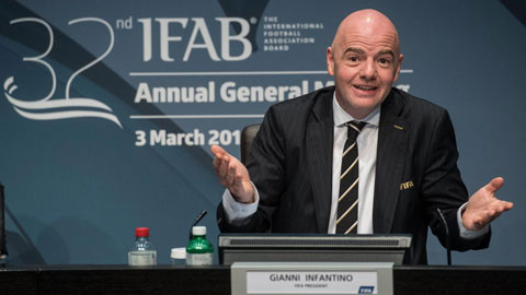 Dưới thời chủ tịch Gianni Infantino, FIFA đã có nhiều thay đổi về luật bóng đá