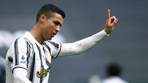 Juventus bối rối với bài toán Ronaldo
