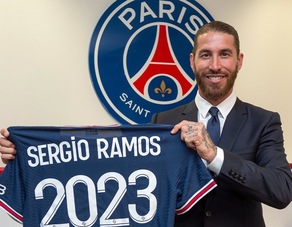 Trước đó, nhà vô địch Champions League Sergio Ramos cũng bỏ Real Madrid sang Paris