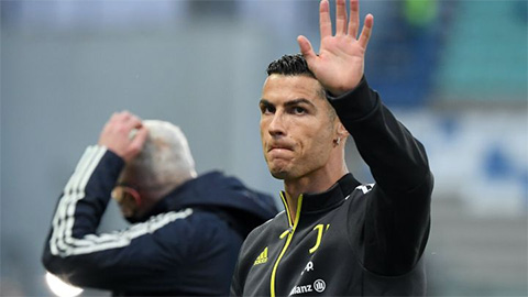 Ronaldo trở lại Juventus tập luyện với nhiều dấu hỏi