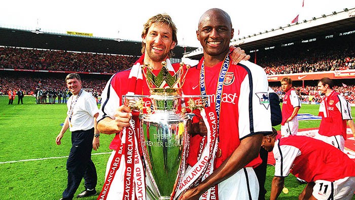 Adams và Vieira là những thủ quân vĩ đại của Arsenal và Ngoại hạng Anh
