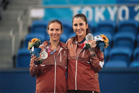 Belinda Bencic và Viktorija Golubic giành HC bạc đôi nữ Olympic Tokyo 2020