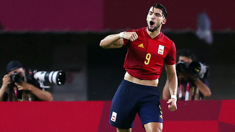 Rafa Mir đã tỏa sáng rực rỡ trong trận tứ kết gặp U23 Bờ Biển Ngà đưa U23 Tây Ban Nha vào bán kết