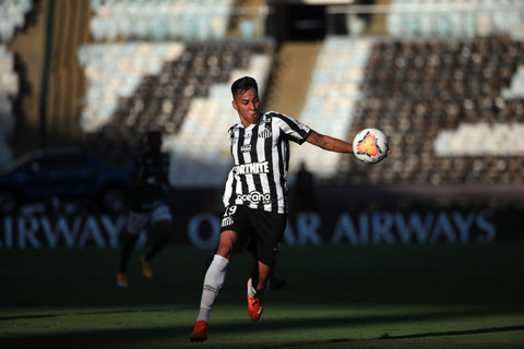 Kaio Jorge đang có mặt ở Italia để ký hợp đồng gia nhập Juventus