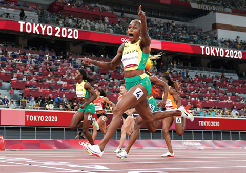 Thompson-Herah phá kỷ lục Olympic ở cự ly 100m nữ với thành tích 10”61