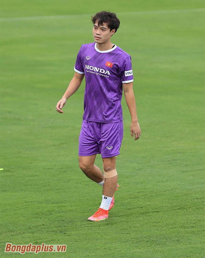 Văn Toàn là một trong những cầu thủ được HLV Park Hang Seo đặt niềm tin lớn nhưng anh chưa có duyên trong màu áo ĐTQG - Ảnh: Đức Cường
