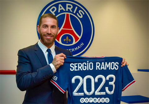 Sergio Ramos gia nhập PSG sau khi hết hợp đồng với Real Madrid hồi đầu Hè năm nay