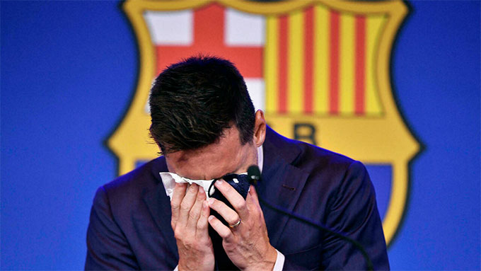 Messi không kìm nén được sự xúc động trong cuộc họp báo