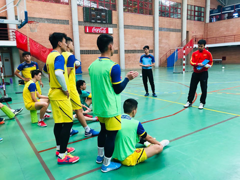 ĐT futsal Việt Nam đang tập luyện tại Trung tâm HLTTQG TP.HCM để chuẩn bị cho VCK World Cup futsal 2021