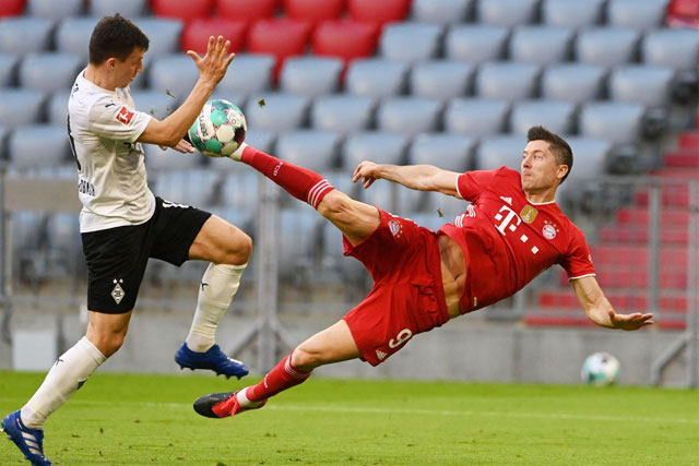 Hàng thủ Cologne khó đứng vững khi Lewandowski tái xuất trận này