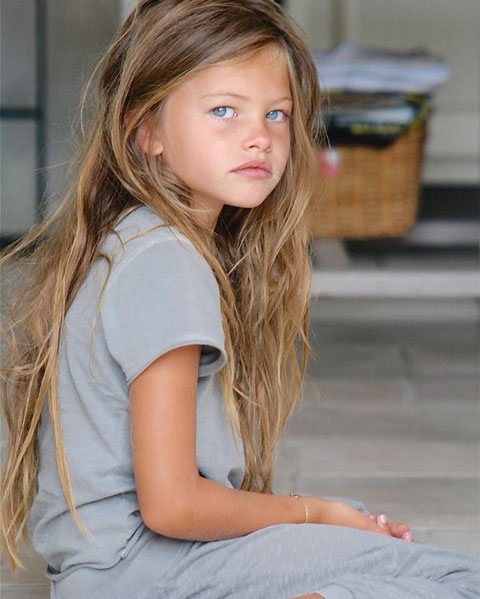Thylane Blondeau được bầu là "cô bé xinh đẹp nhất thế giới" khi mới 6 tuổi