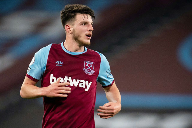 Giờ là quá muộn để Man United mua về một tiền vệ phòng ngự như Declan Rice