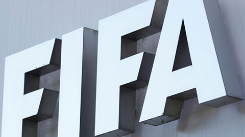 FIFA cảnh báo cấm thi đấu với Ngoại hạng Anh