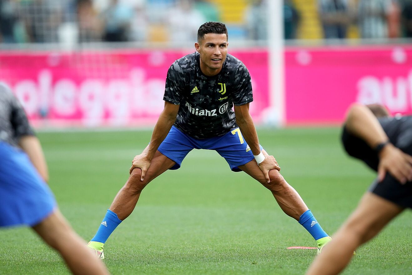 Cristiano Ronaldo và nhiều ngôi sao đang chơi ở Serie A có thể sẽ vắng mặt trong loạt trận quốc tế các ĐTQG
