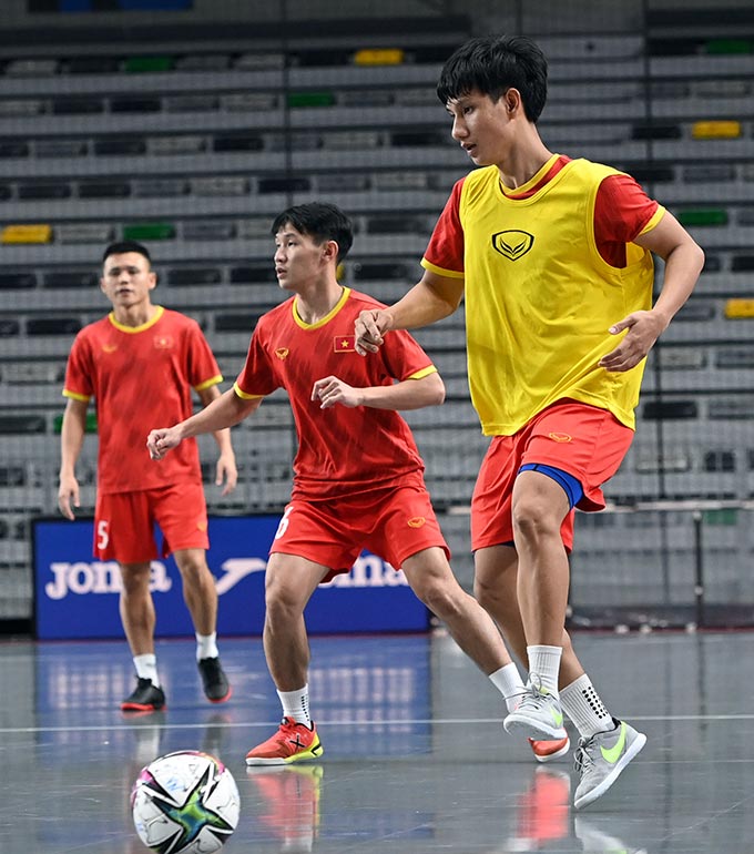 ĐT futsal Việt Nam đang tích cực chuẩn bị cho VCK FIFA Futsal World Cup 2021. Ảnh: Quang Thắng