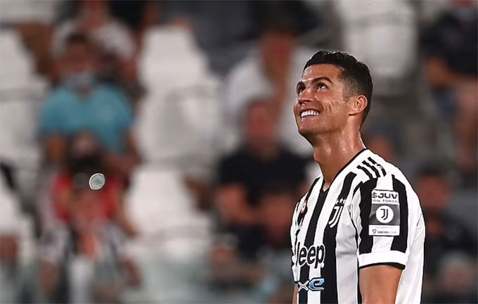 Ronaldo sắp rời Juventus để đầu quân cho Man City