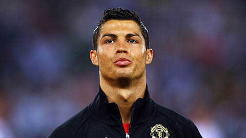 Ronaldo vượt qua kiểm tra y tế để gia nhập Man United