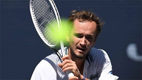 Daniil Medvedev năm thứ ba liên tiếp vào bán kết US Open
