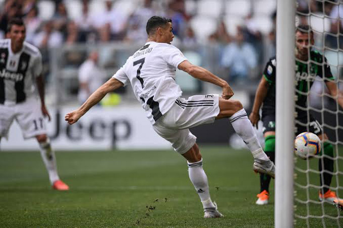 Ronaldo giờ đây thi đấu gần vòng cấm và thường ghi bàn từ đệm bóng nhiều hơn