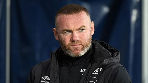 Đội bóng của Rooney bên bờ sụp đổ, nguy cơ bị trừ 21 điểm