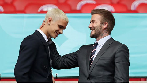 Con trai Beckham chính thức nối nghiệp cha, chơi trận chuyên nghiệp đầu tiên