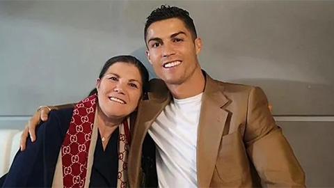 Mẹ Ronaldo tiết lộ CLB cuối cùng của con trai
