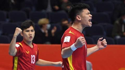 HLV Nguyễn Bảo Quân: ‘Futsal Nga đã có lúc mệt mỏi trước sức ép của futsal Việt Nam’