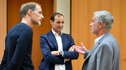 HLV Allegri (giữa) từng đánh bại cả Tuchel (trái) lẫn Mourinho