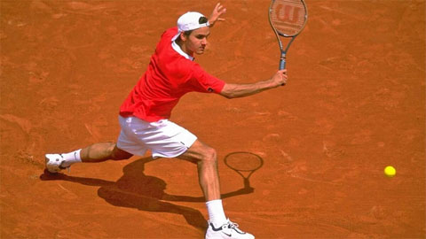 Federer vào năm 1998 khi ra mắt ATP ở tuổi 17 tại Gstaad