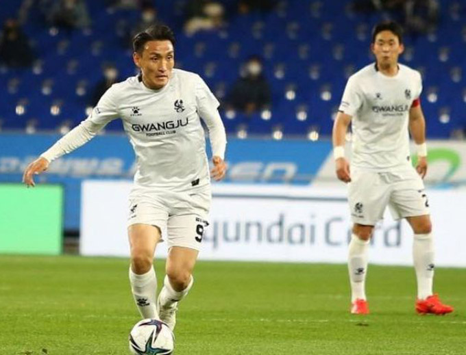 Kim Bong Jin là tác nhân khiến đội nhà bị xử thua 0-3 