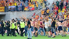 Lille, Lens và Marseille cùng bị án treo trừ 1 điểm Lille, Lens và Marseille cùng bị án treo trừ 1 điểm