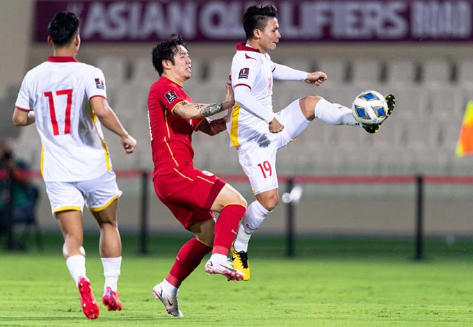 Tuy nhiên, ĐT Việt Nam vẫn chứng kiến màn thi đấu xuất sắc của Quang Hải, Tấn Tài, Tiến Linh và Hoàng Đức
