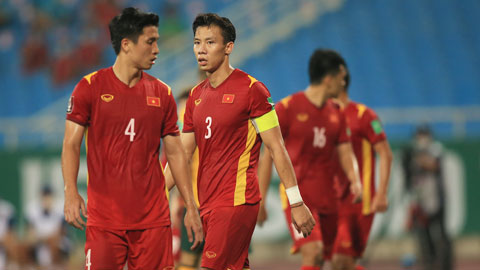 Đội tuyển Việt Nam thủng lưới 10 bàn sau 4 trận: Vì đâu bức tường không còn kiên cố