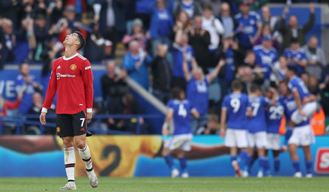 Ronaldo thi đấu thất vọng ở trận Leicester vs Man United
