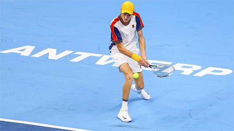 Jannik Sinner vào tứ kết giải ATP ở Antwerp