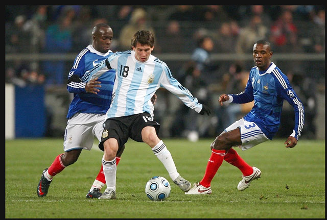 Messi từng ghi bàn trên sân Velodrome trong màu áo Argentina