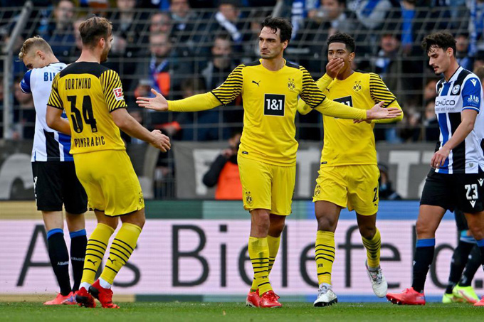 Dortmund có chiến thắng dễ dàng trước Bielefeld