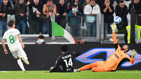 Massimiliano Allegri: 'Juventus bị chăn như gà!'
