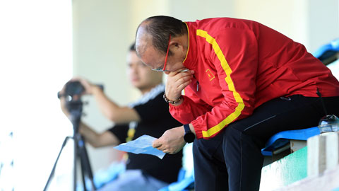 Đội tuyển Việt Nam trước trận gặp Nhật Bản: Ông Park đau đầu nơi khung gỗ