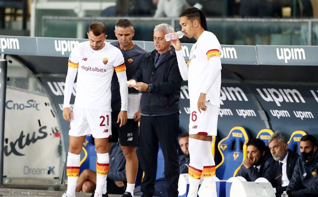7 trận gần nhất, Roma của Mourinho chỉ thắng đúng 2 trận